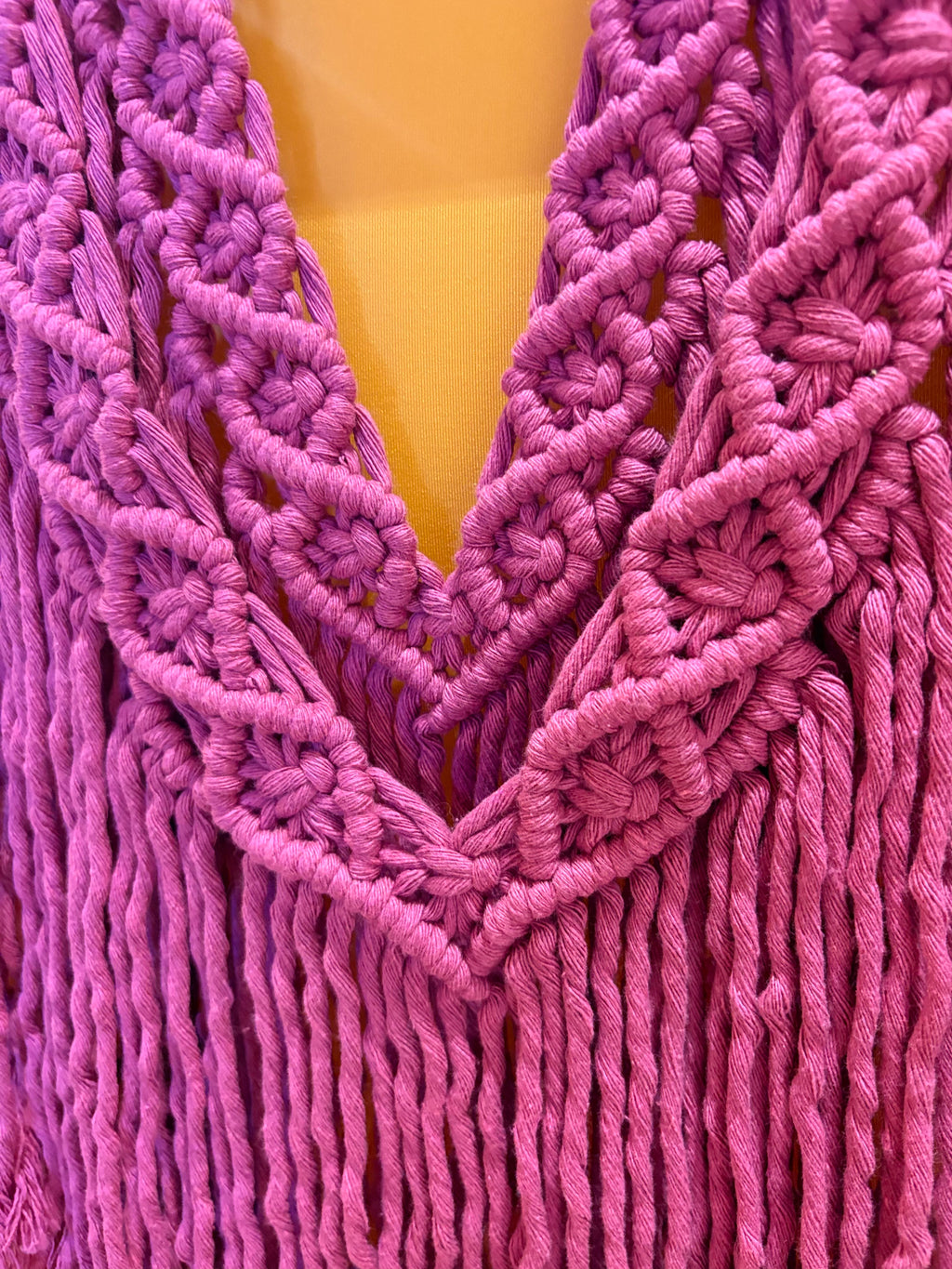 🌈Handmade Macrame Wall Art🪶Think Pink