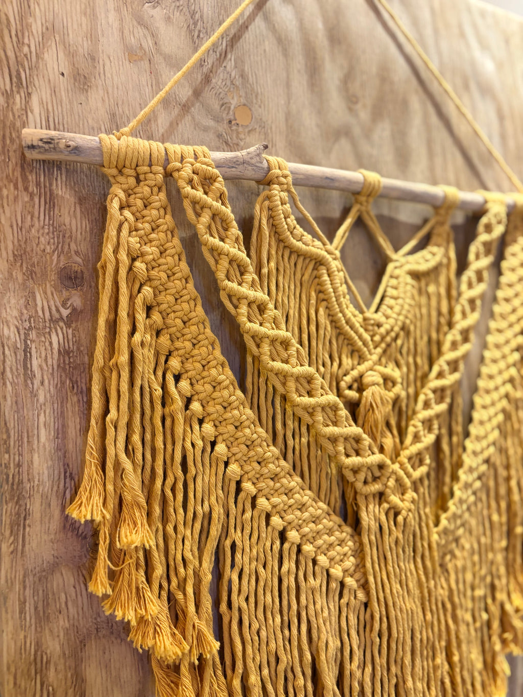 🌈Handmade Macrame Wall Art🪶Smiley